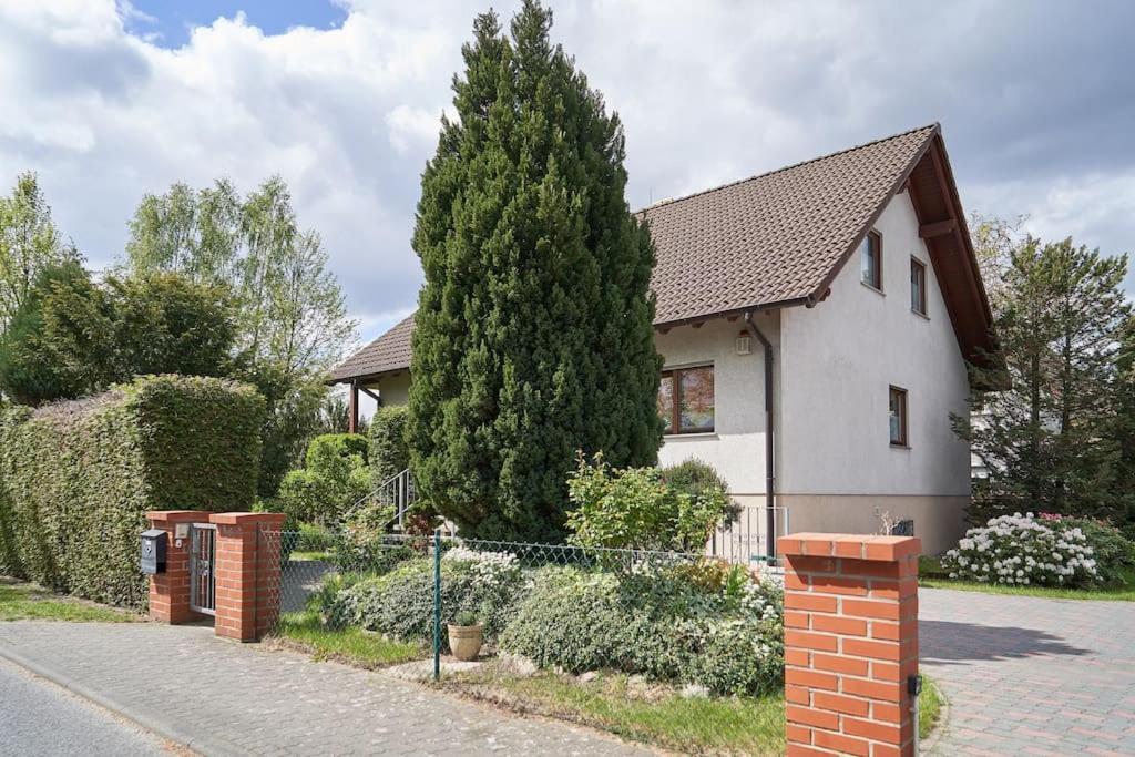 Ferienwohnung Am Stadtrand Von Berlin Neu Buch Экстерьер фото