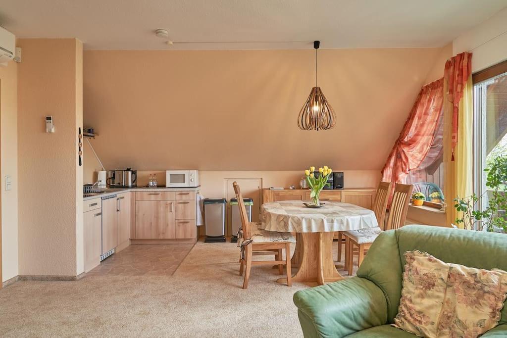 Ferienwohnung Am Stadtrand Von Berlin Neu Buch Экстерьер фото